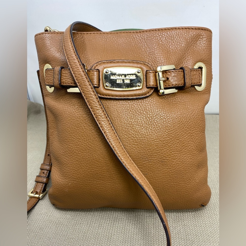 MICHAEL KORS BUTTERSCOTCH TAN LEATHER CROSSBODY